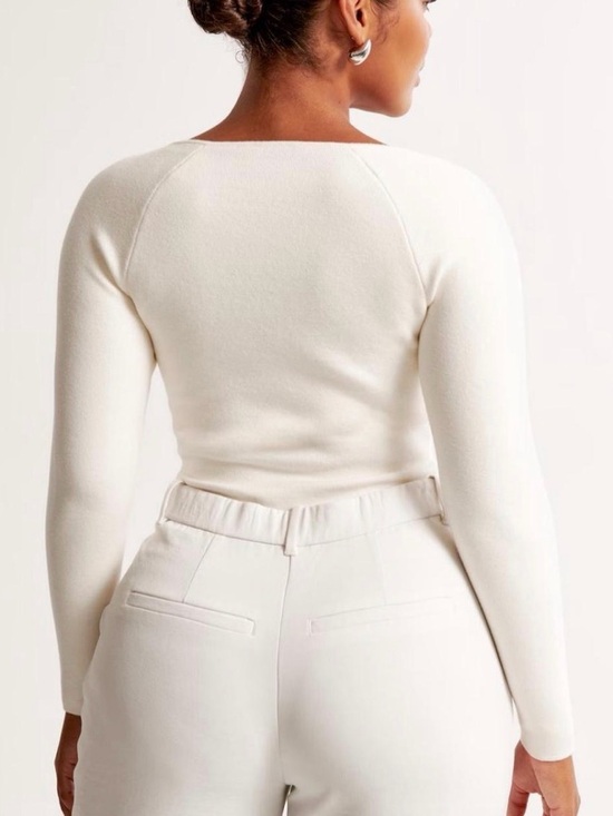 Abercrombie & Fitch Cream Long Sleeve Bodysuit - Picture 2 of 6